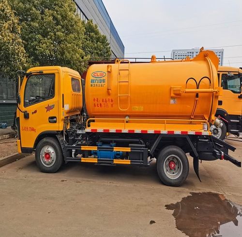環衛新力量 真空、多功能與清洗吸污車的全面解析